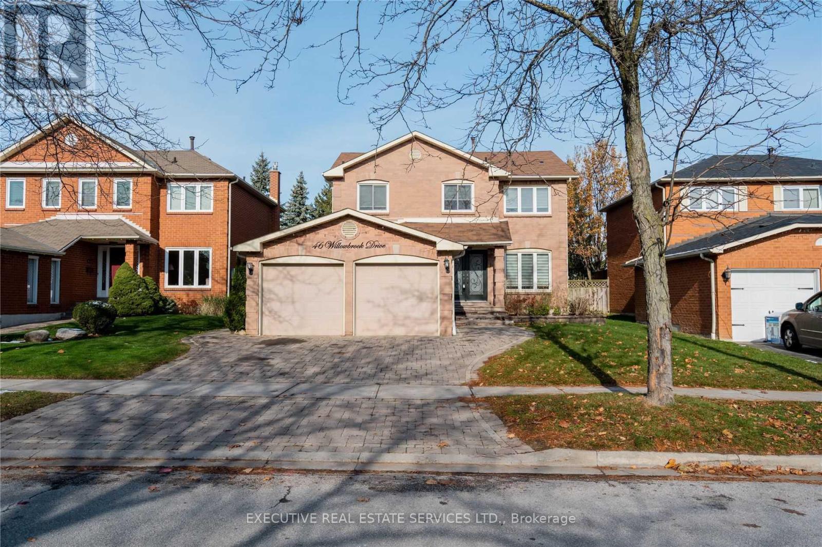 46 Willowbrook Dr, Whitby, ON L1R 1S6