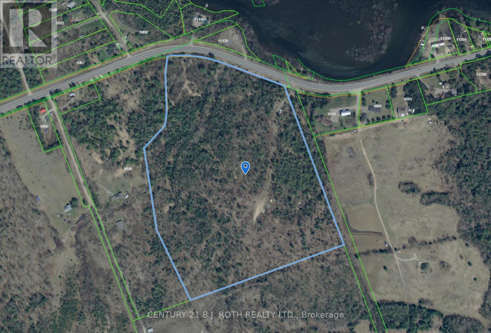 11146 On-118 Hwy, Algonquin Highlands, ON K0M 1J1