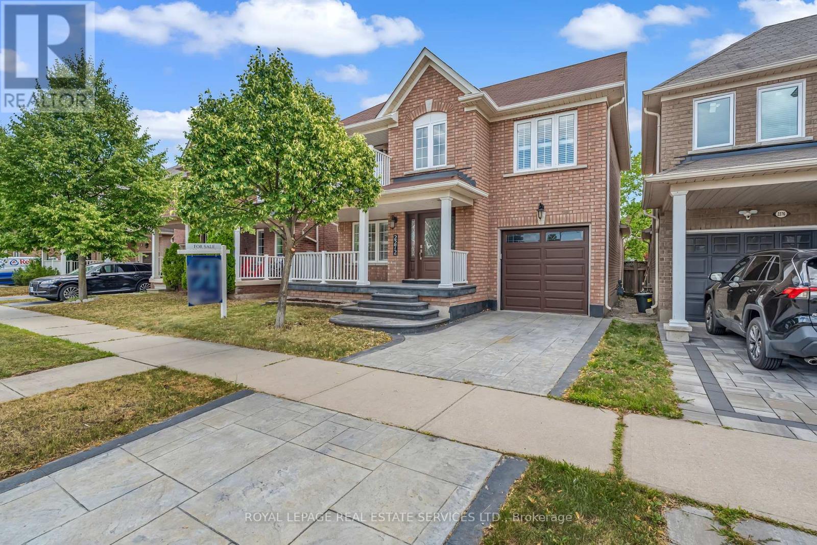 2272 Fairmount Dr, Oakville, ON L6M 5J6