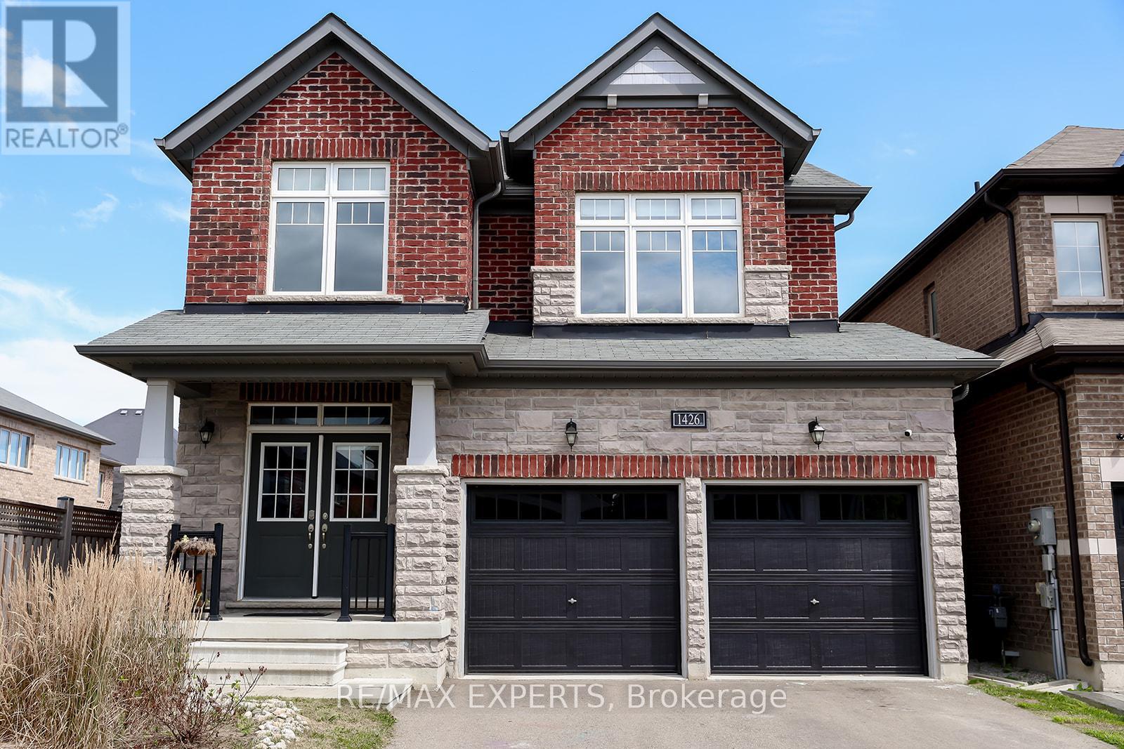 1426 Farrow Cres, Innisfil, ON L9S 0L6