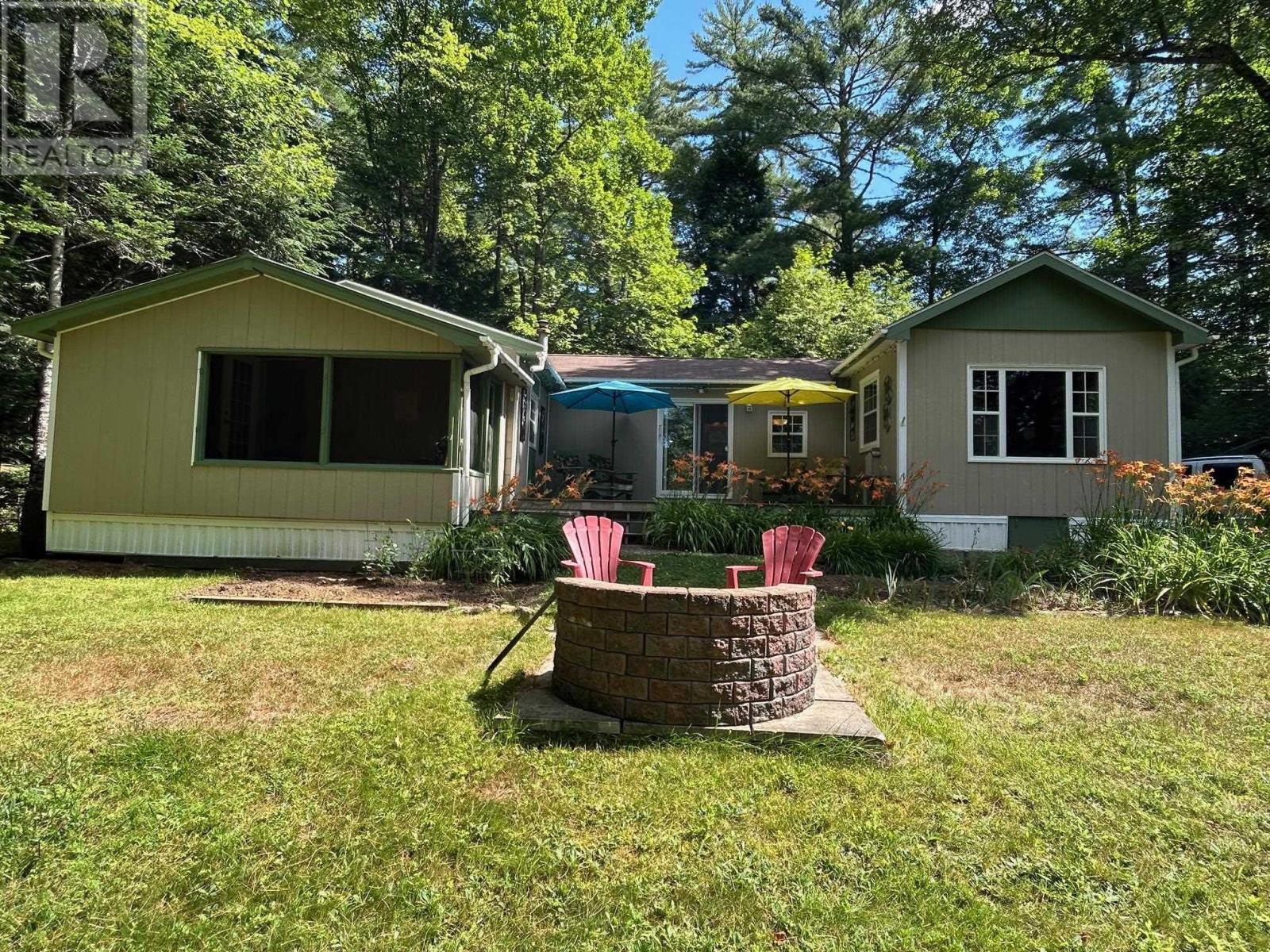 283 Brandy Ln, North River, NS B0R 1E0