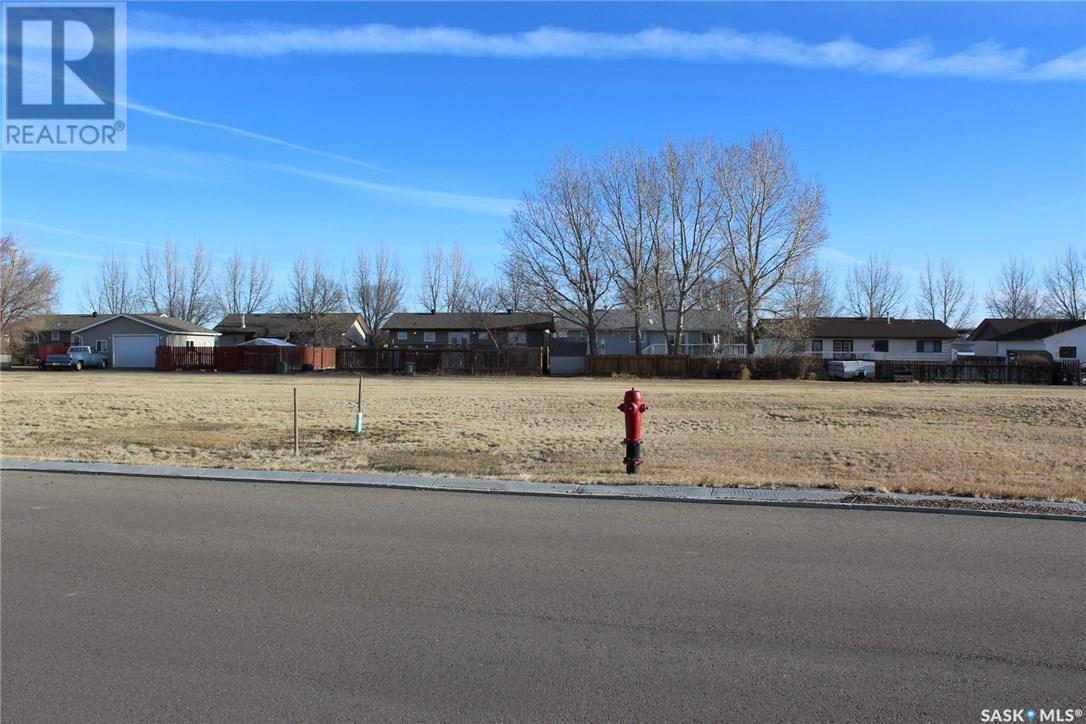 740 Kelly Dr, Shaunavon, SK S0N 2M0