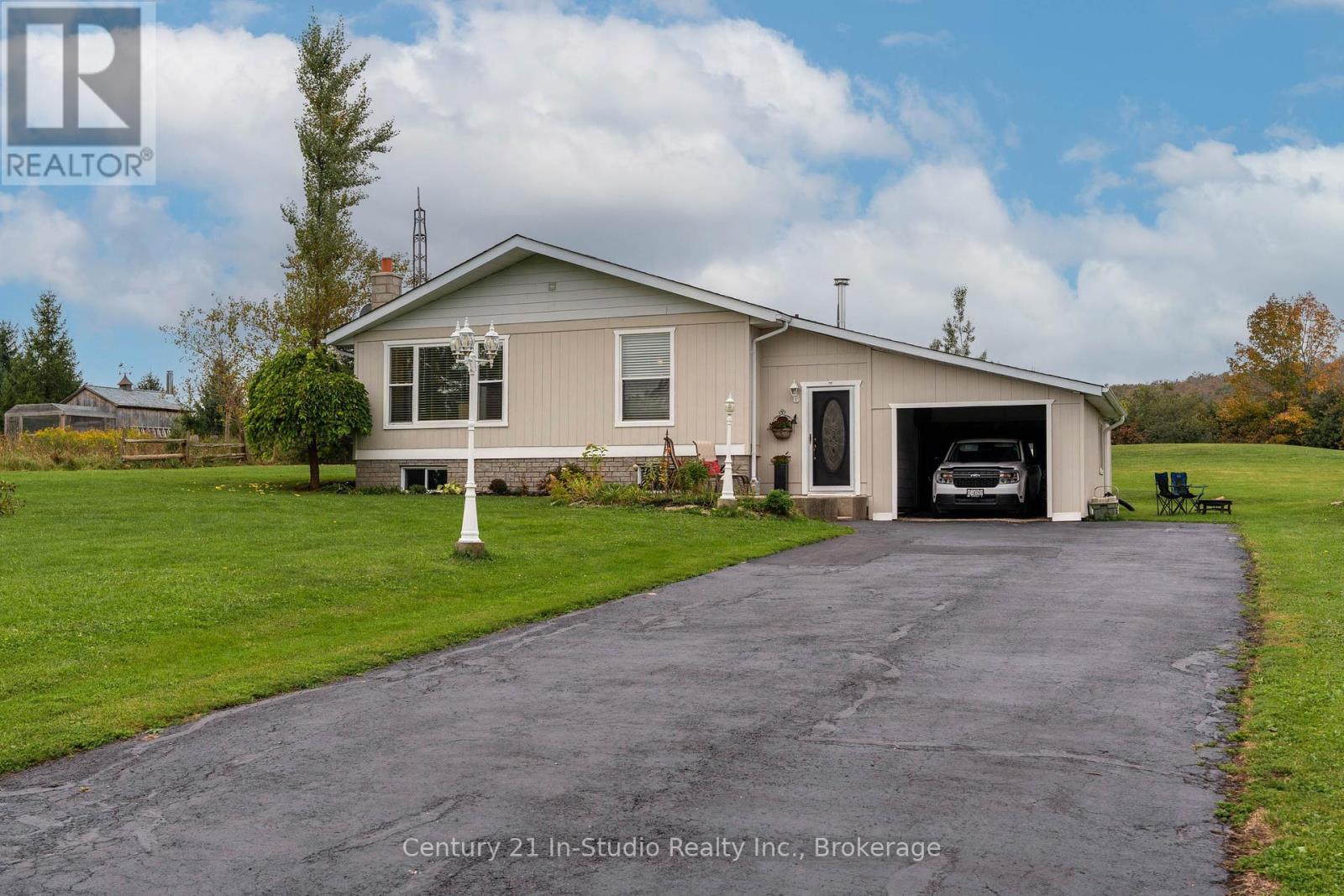 618134 Grey 18 Rd, Owen Sound, ON N4K 5W4