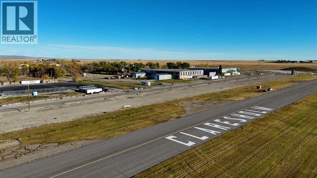 55 Lancaster Dr, Claresholm, AB T0L 0T0