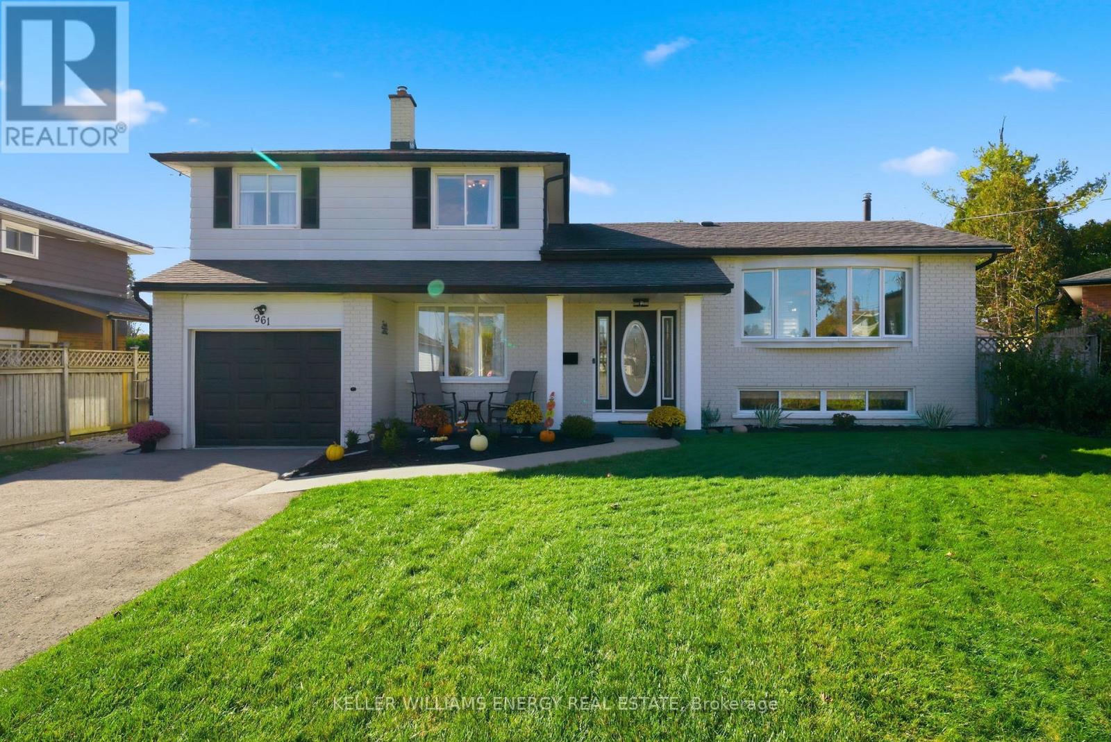 961 Curtis Cres, Cobourg, ON K9A 2W4