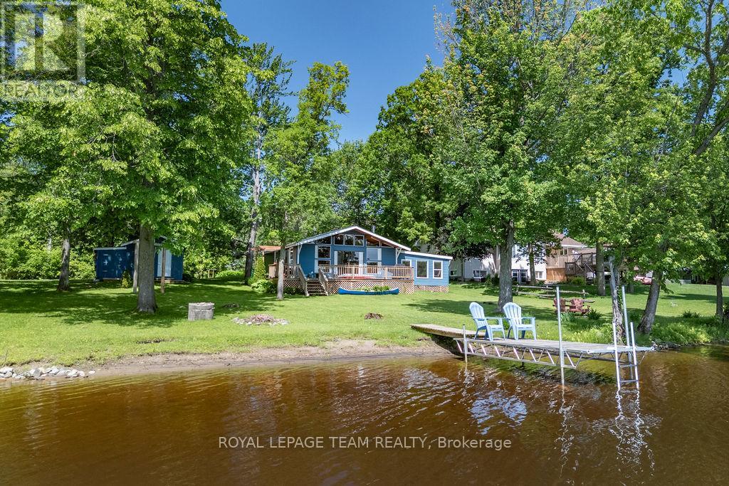 52 Big Island Trl, Whitewater Region, ON K0J 1V0
