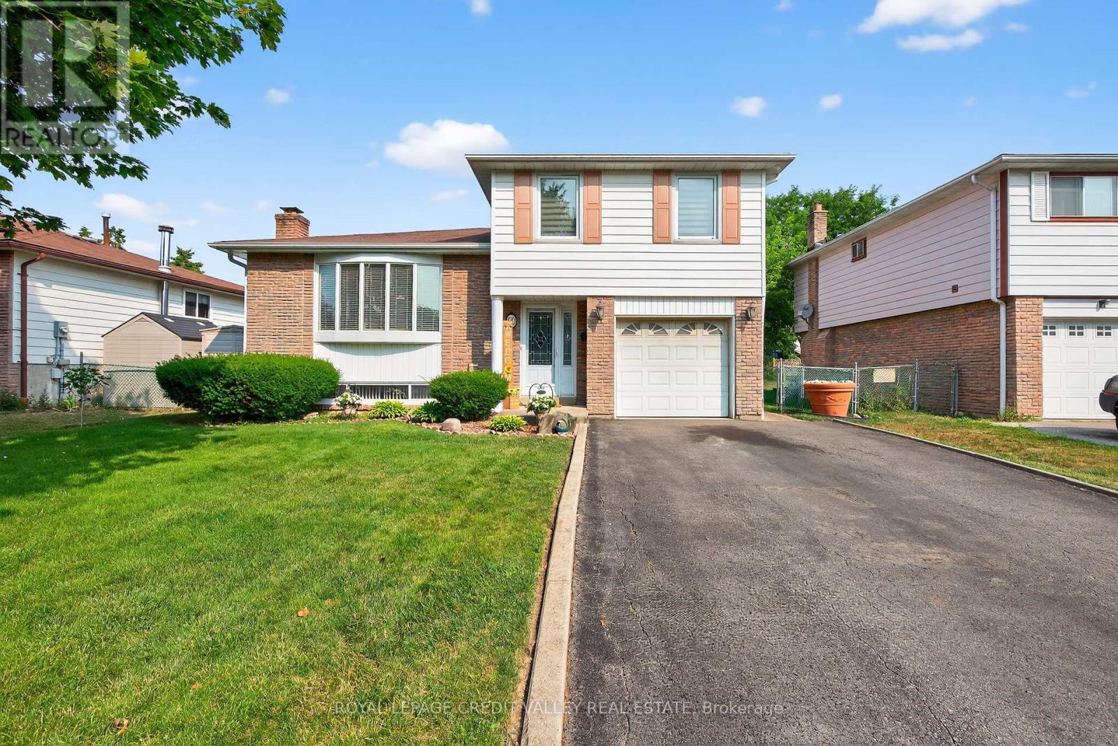 60 Gondola Cres, Brampton, ON L6S 1W6