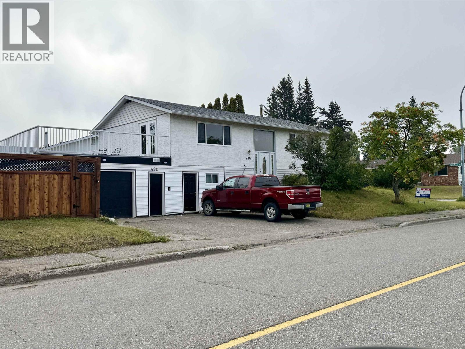 490 Lansdowne Rd, Prince George, BC V2N 1Y4