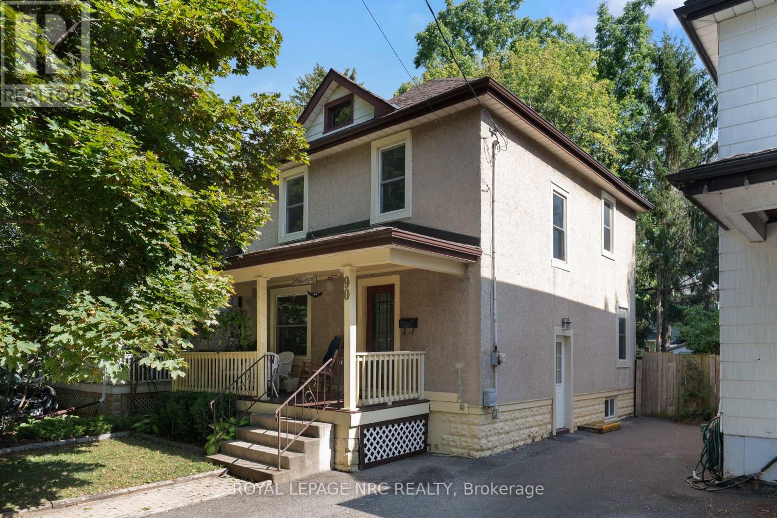 90 Chaplin Ave, St. Catharines, ON L2R 2E7
