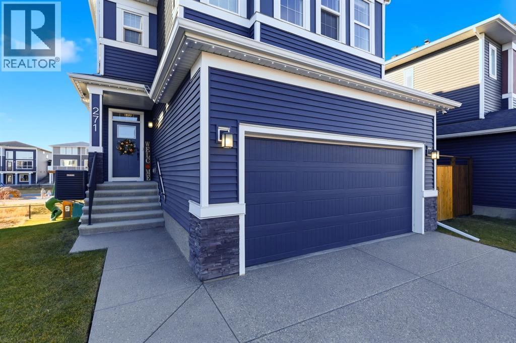 271 Chelsea Heath, Chestermere, AB T1X 2N4