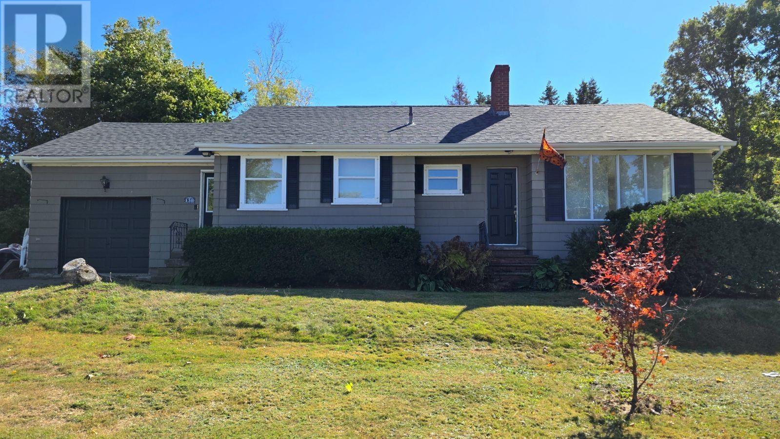 138 Bunbury Rd, Stratford, PE C1B 1V4