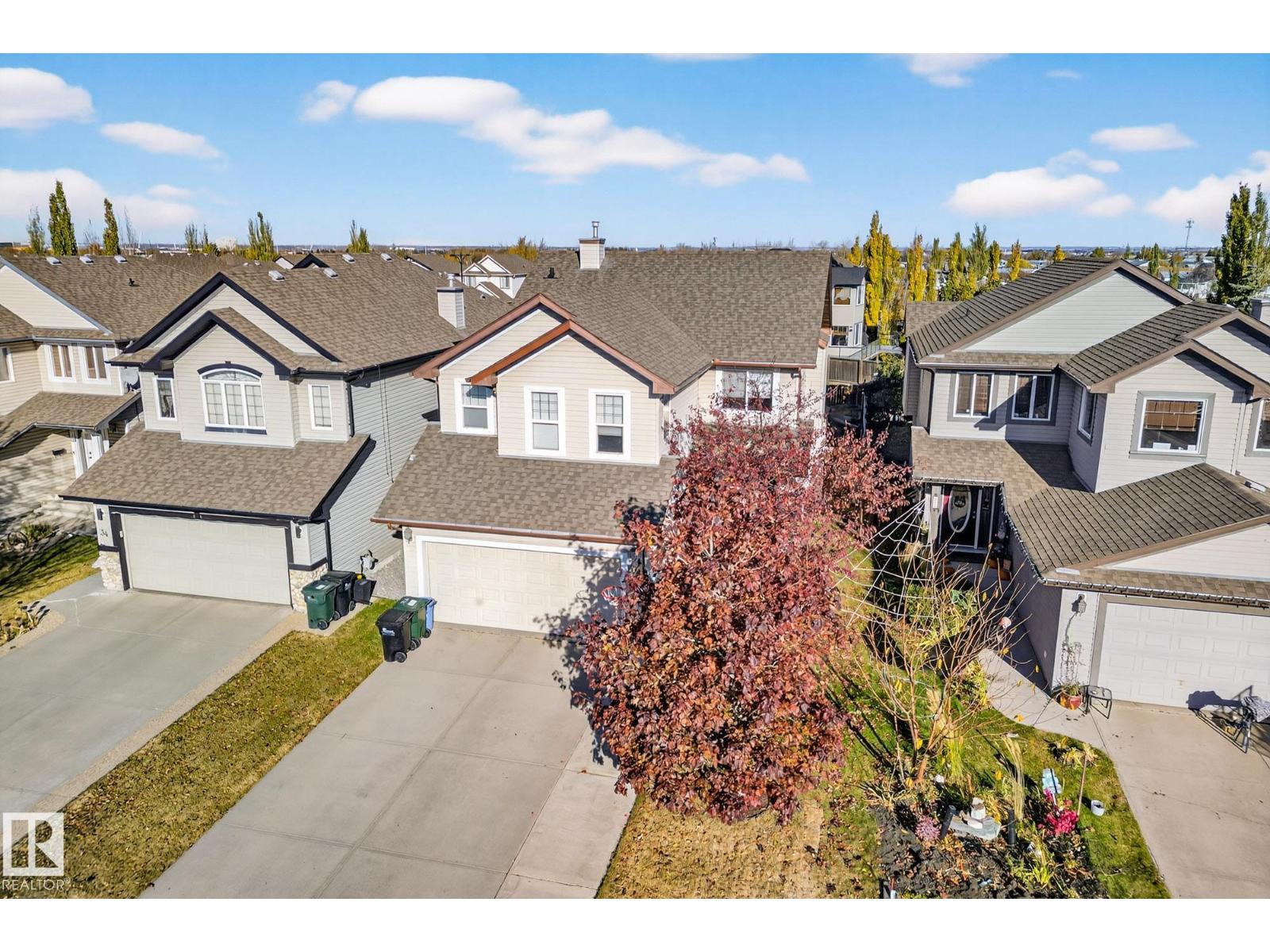 38 Summercourt Rd, Sherwood Park, AB T8H 2V9