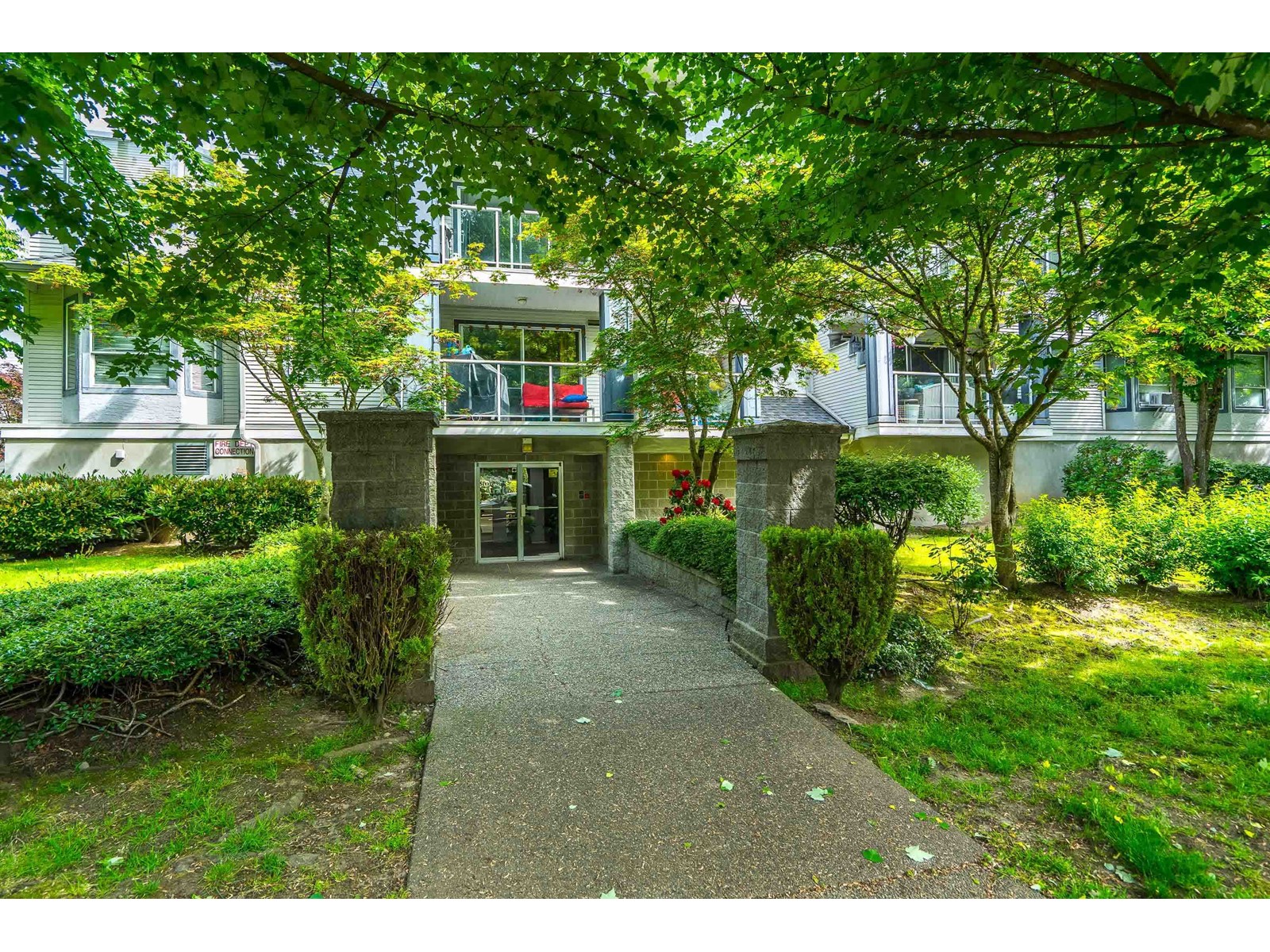20177 54a Avenue Unit 210, Langley, BC V3A 3W6