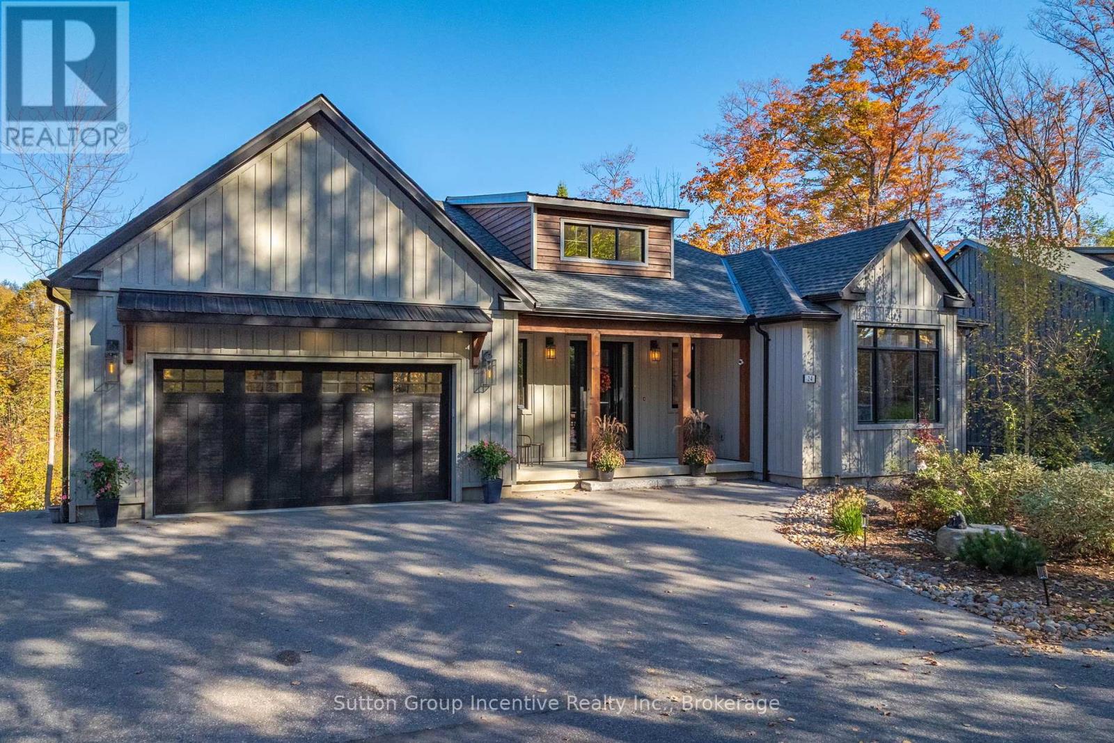 24 St Georges Ct, Huntsville, ON P1H 1A5