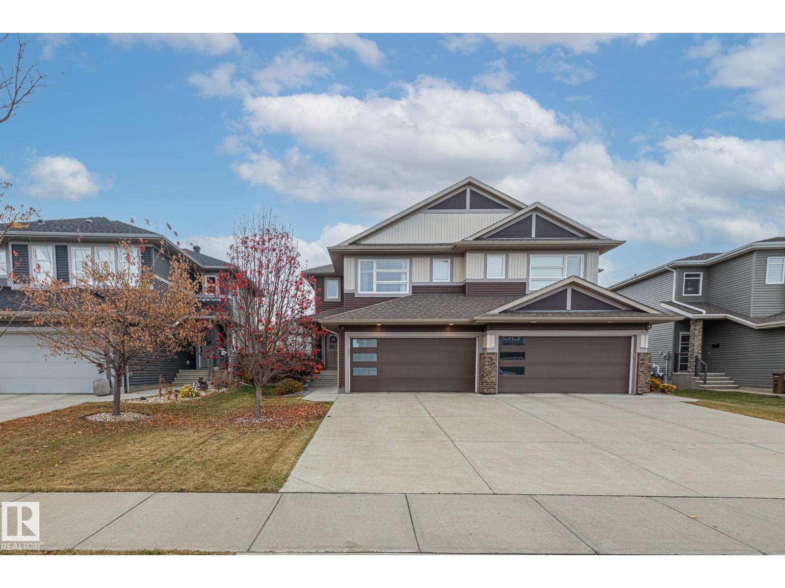 15 Roberge Cl, St. Albert, AB T8N 7S7
