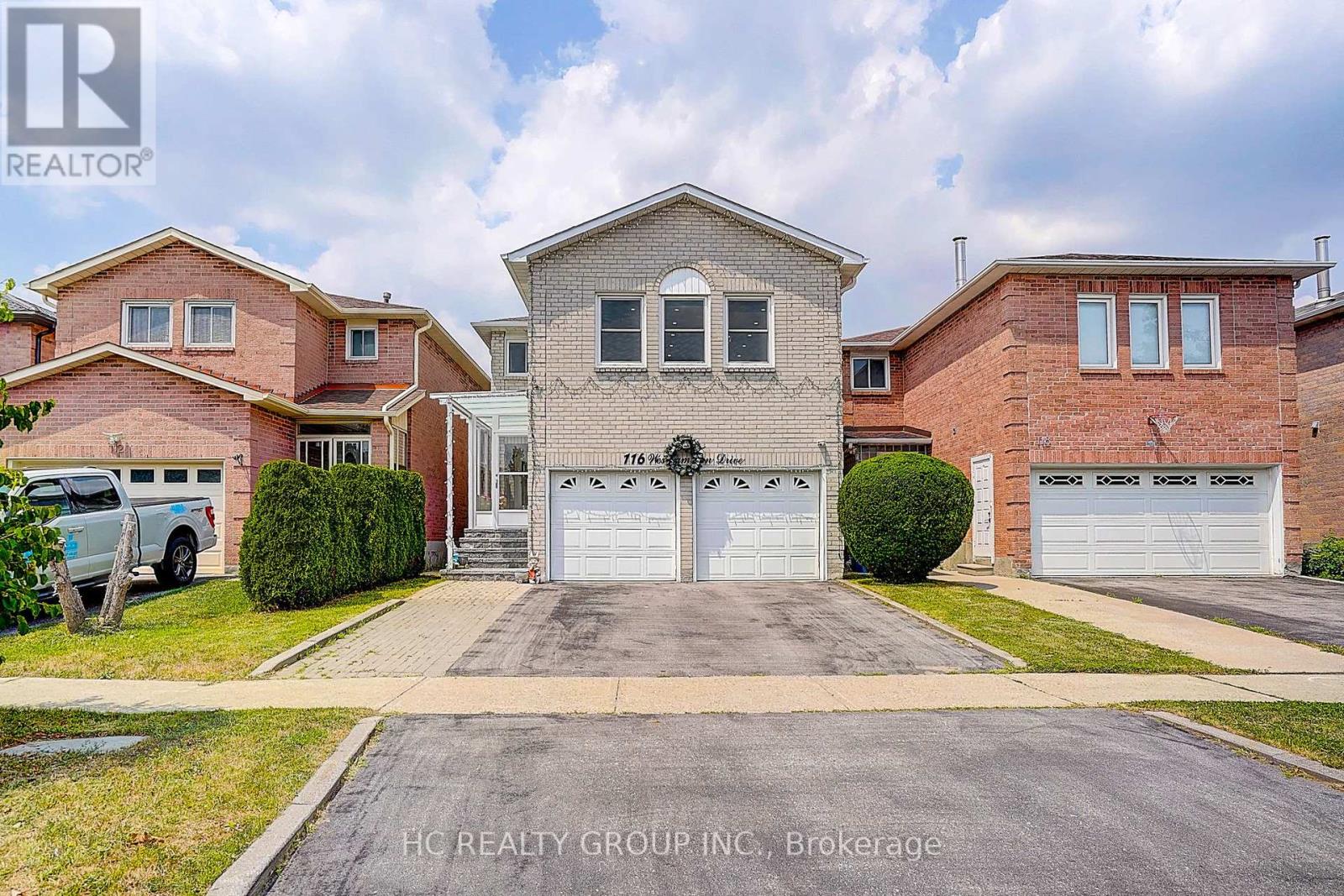 116 Westhampton Dr, Vaughan, ON L4J 7X2