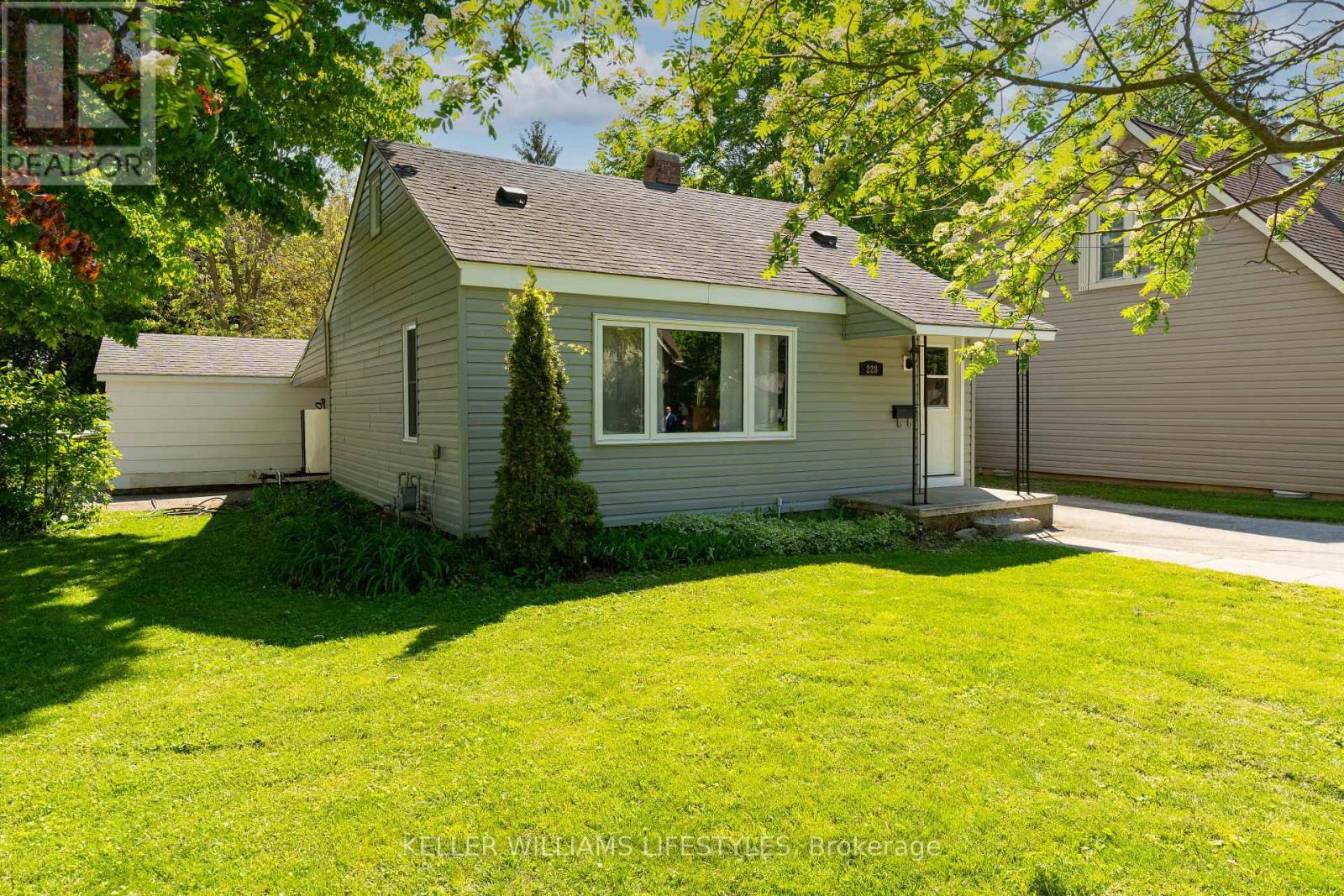 228 Princess St E, Central Huron, ON N0M 1L0