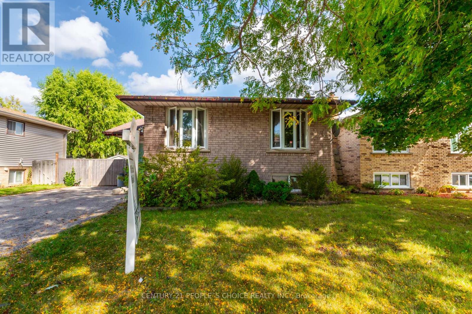 9 Beaver Cres, Brantford, ON N3P 1T3