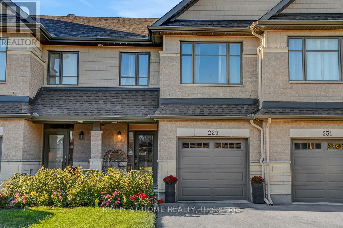 229 Purchase Cres, Ottawa, ON K2S 2L7