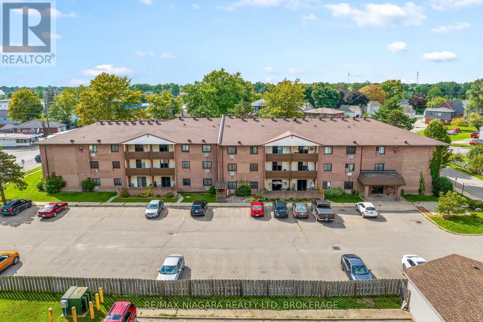 323 72 Main St E, Port Colborne, ON L3K 5Z8