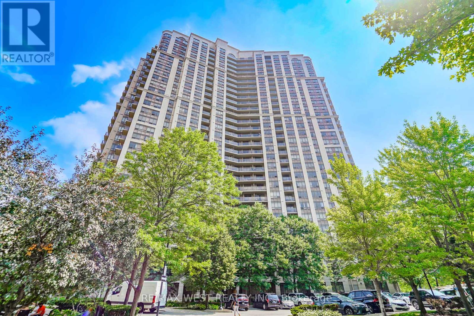 223 700 Humberwood Blvd, Toronto, ON M9W 7J4