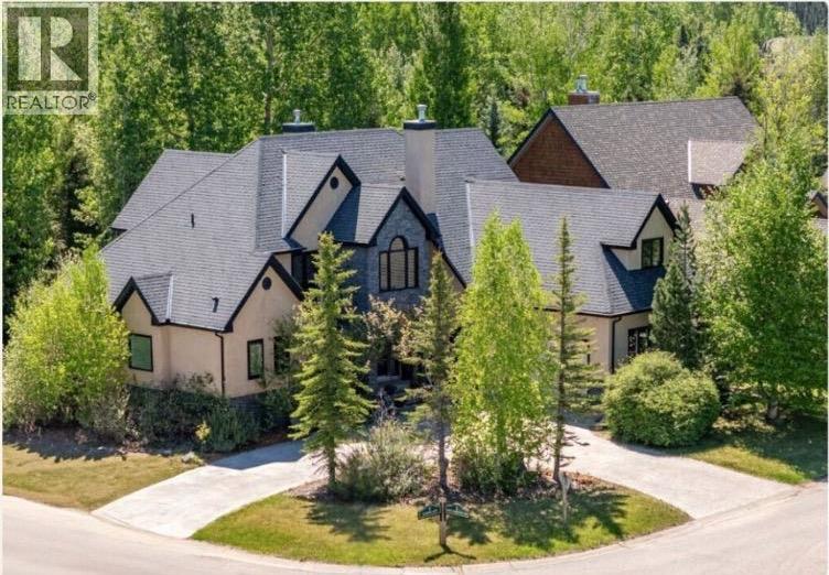 4 Majestic Gate, Calgary, AB T3Z 3A7