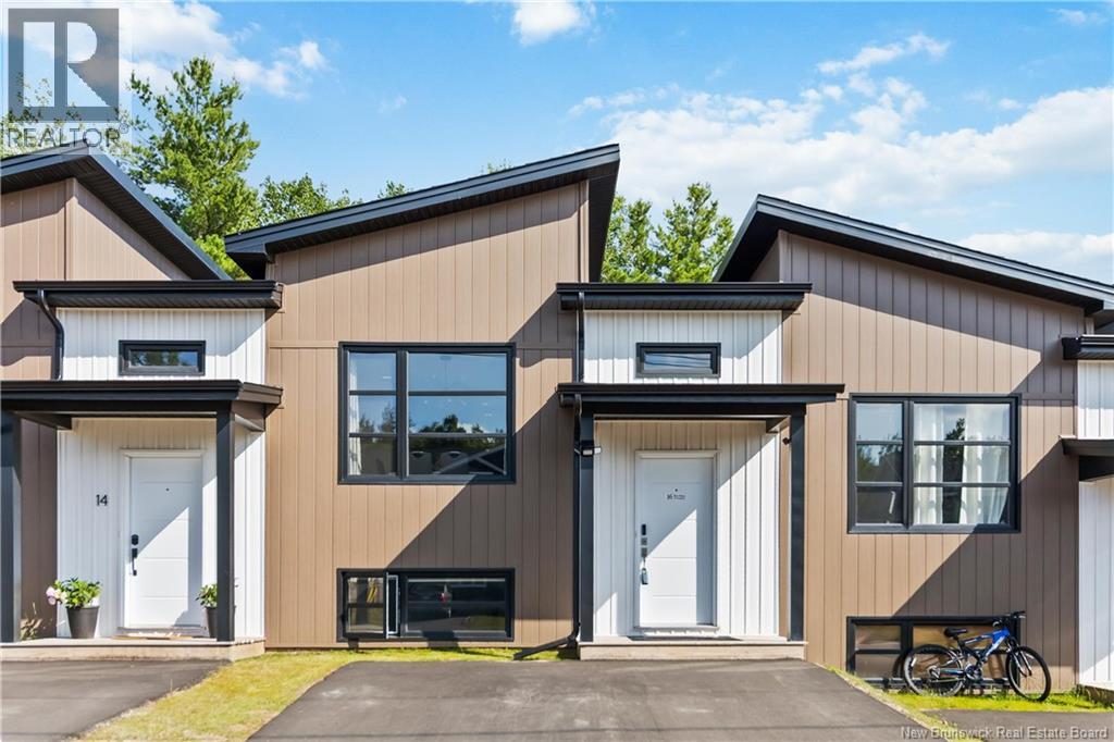 16 Beau Domaine, Dieppe, NB E1A 9H5