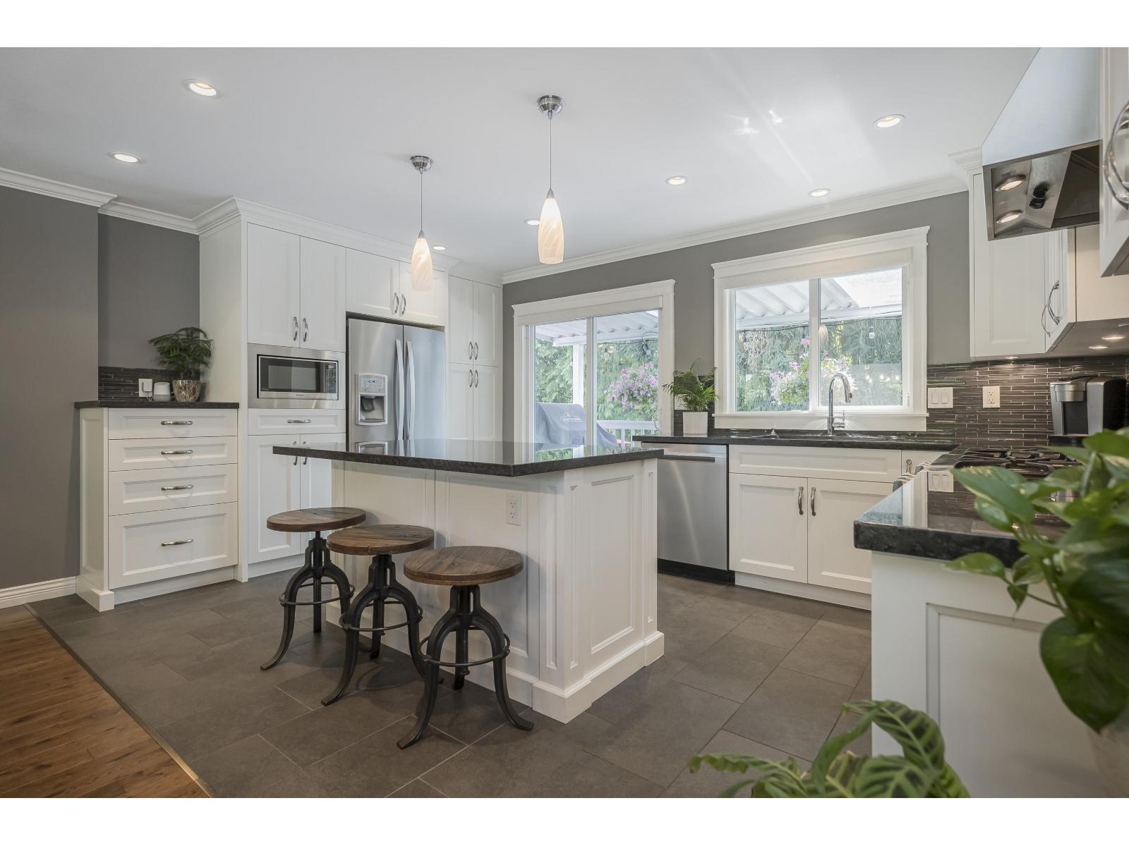 94 Avenue Unit 21242 #b, Langley, BC V1M 1M9