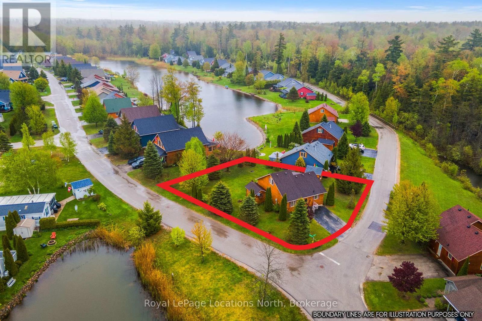 15 Madawaska Trl, Wasaga Beach, ON L9Z 1X7