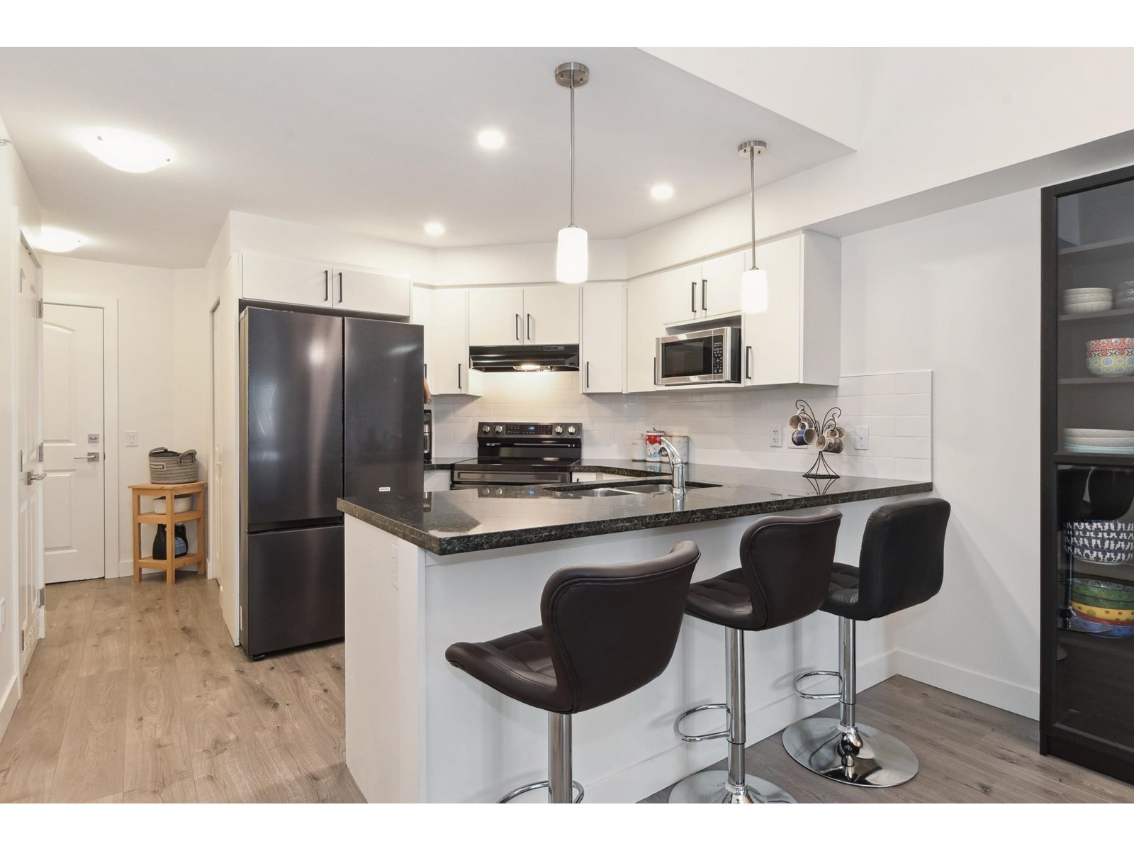 19730 56 Avenue Unit 410, Langley, BC V3A 3X6