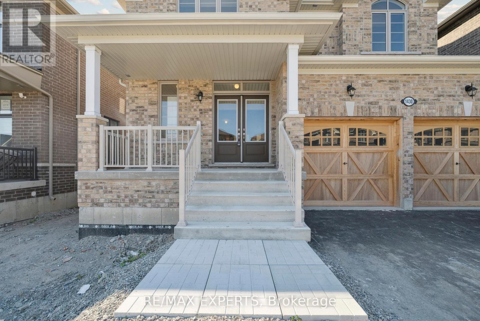 1430 Davis Loop Cir, Innisfil, ON L0L 1W0