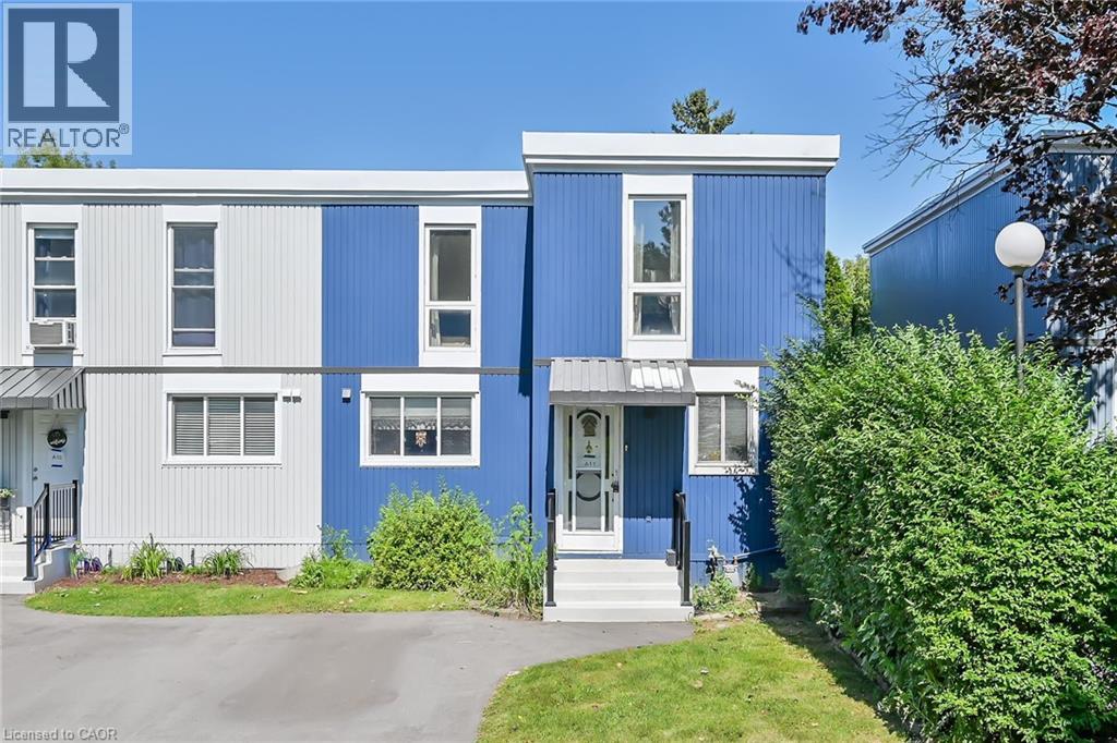 25 Britten Close Unit A11, Hamilton, ON L9C 4J8