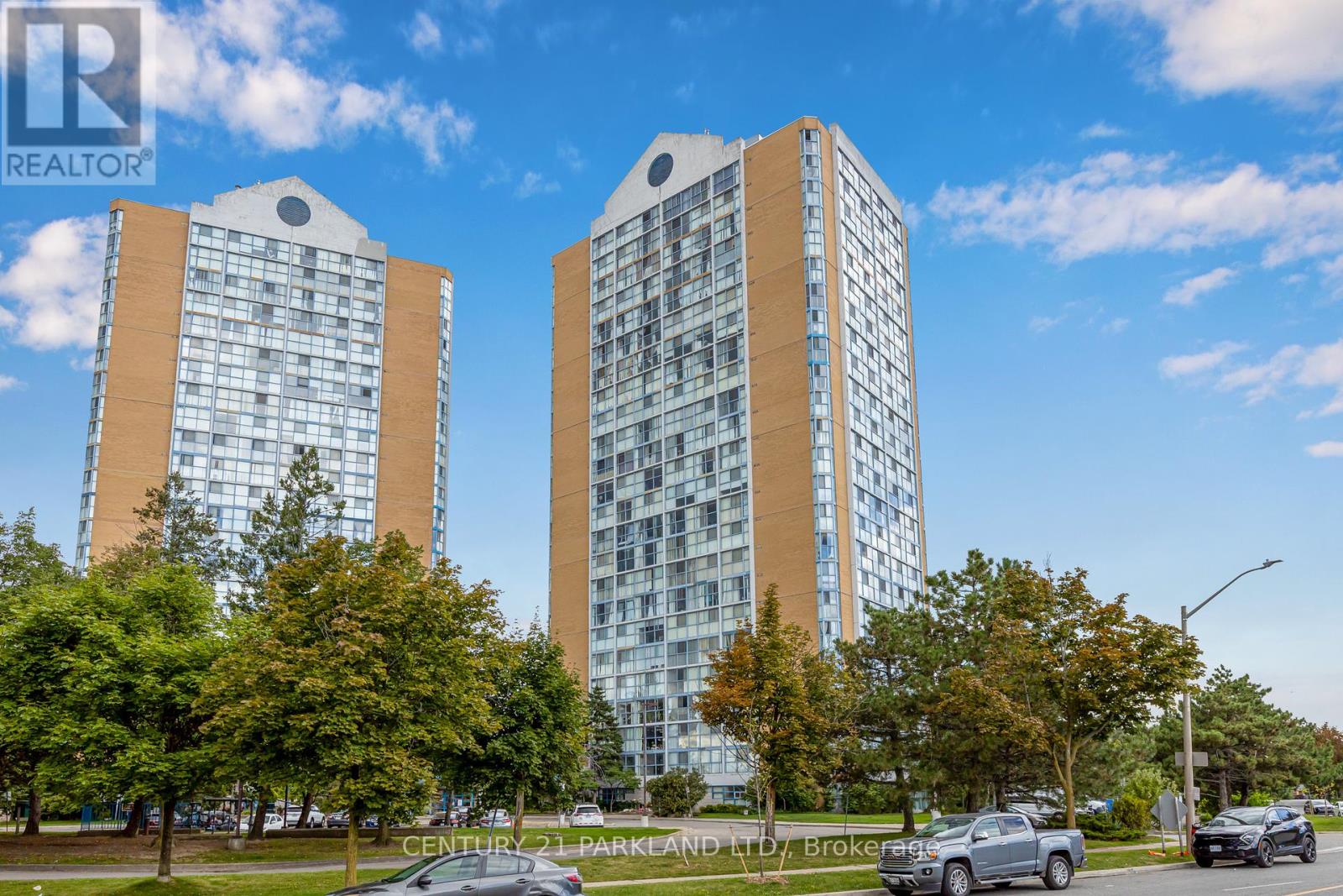 112 35 Trailwood Dr, Mississauga, ON L4Z 3L6