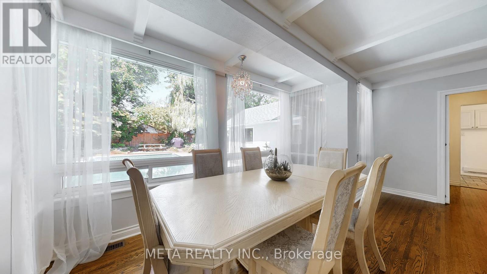 28 Orton Park Rd, Toronto, ON M1G 3G4