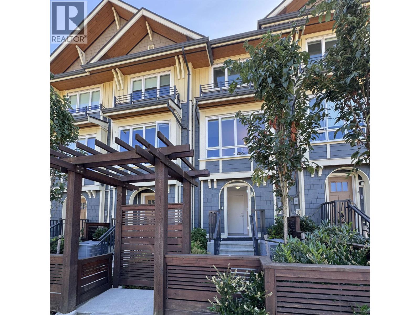 3868 Norfolk Street Unit 3, Burnaby, BC V5G 1E5