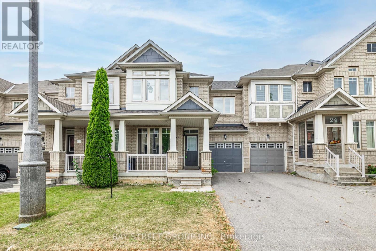 22 Windrow St, Richmond Hill, ON L4E 0B6