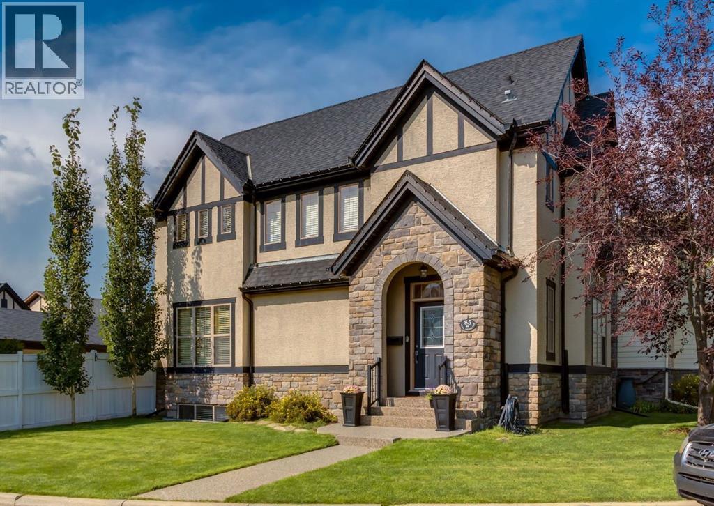 85 Mike Ralph Way SW, Calgary, AB T3E 0M3