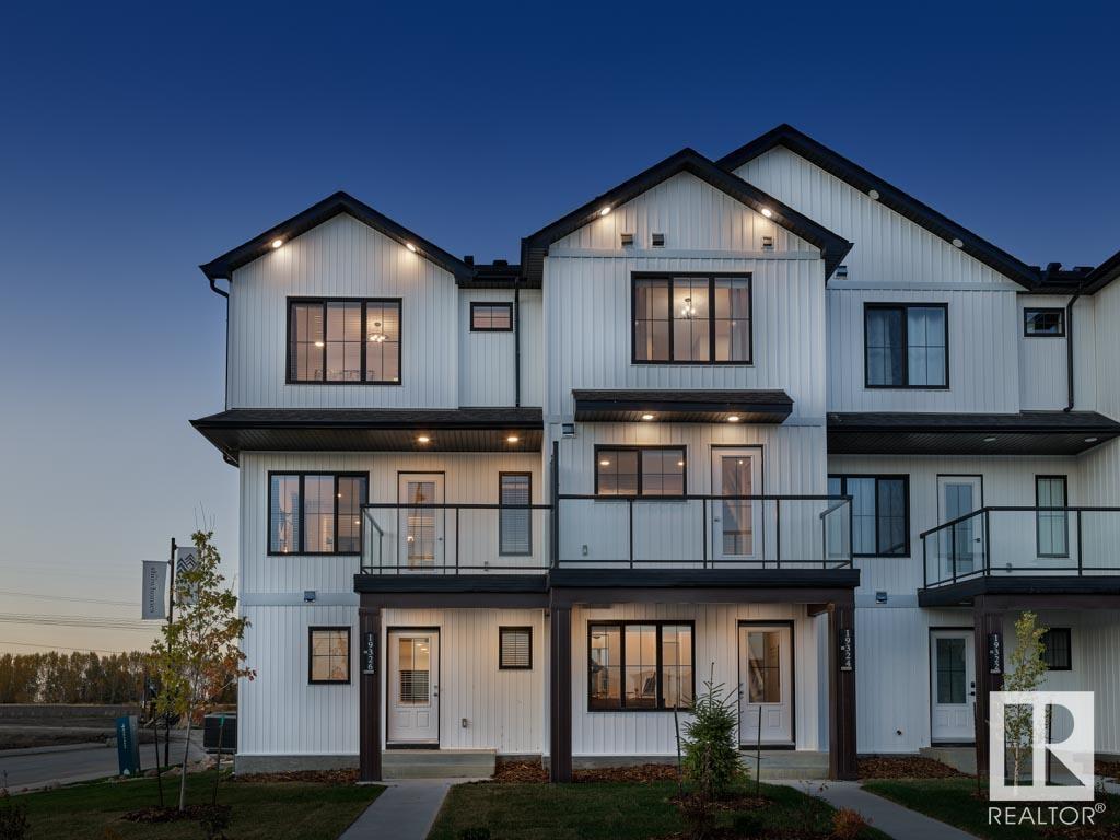 1213 Keswick Dr Sw Unit 2, Edmonton, AB T6W 4J5
