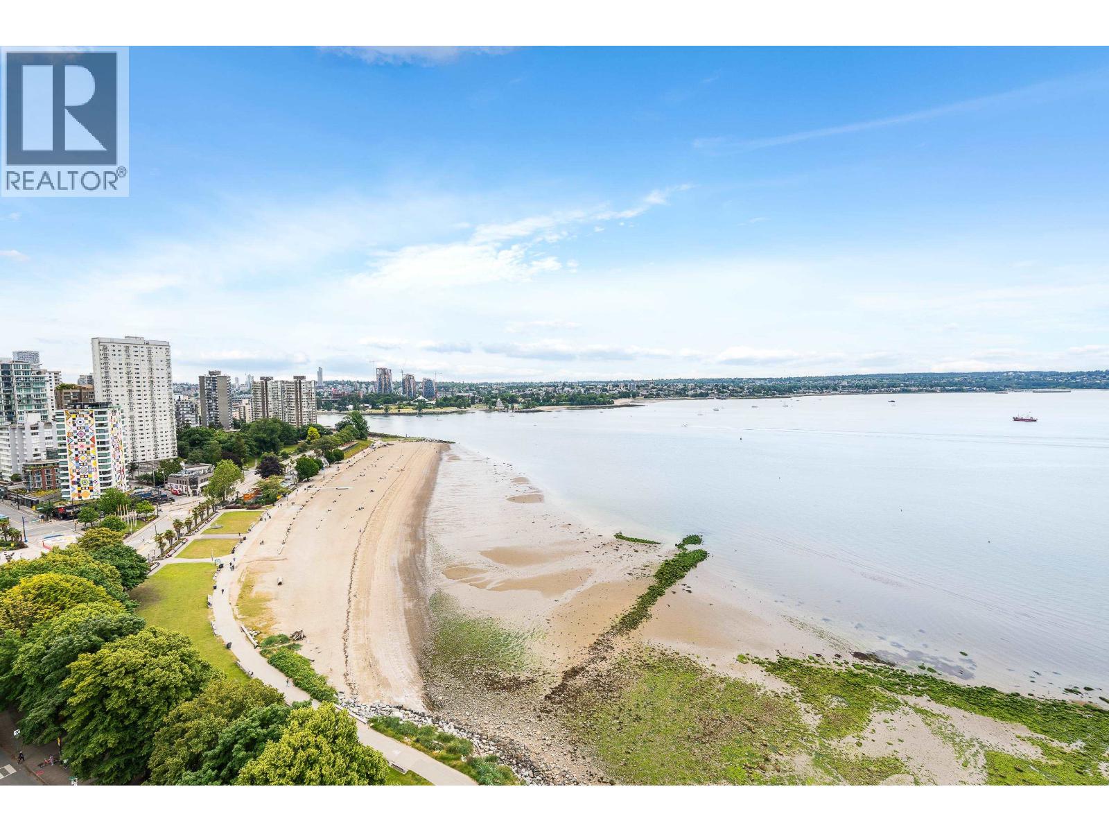 1995 Beach Avenue Unit 201, Vancouver, BC V6G 2Y3