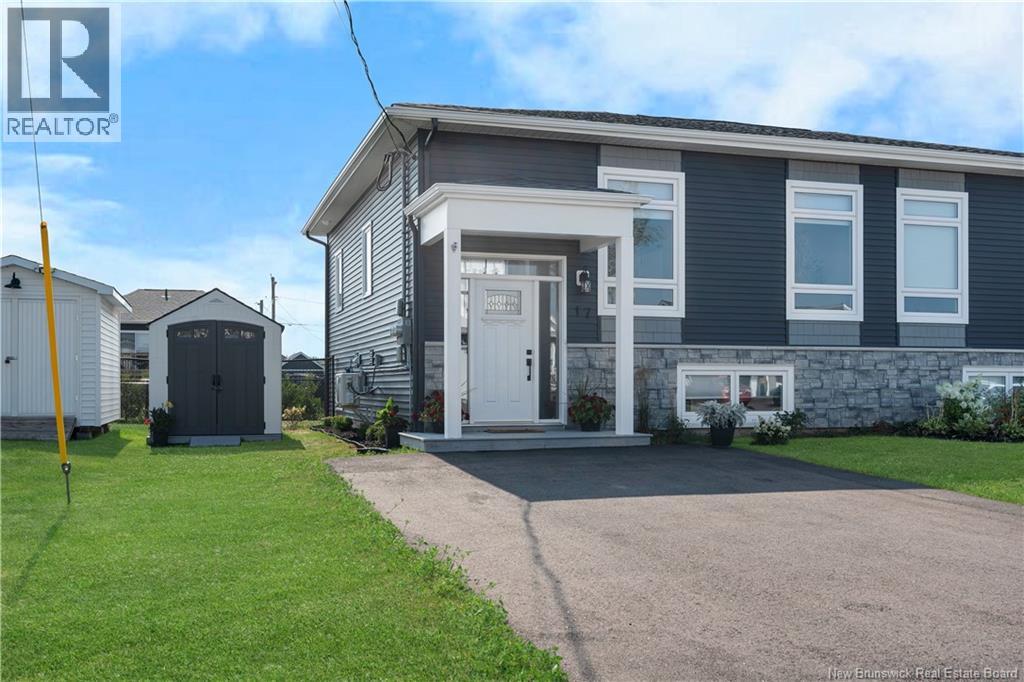 17 Mia St, Shediac, NB E4P 0K9