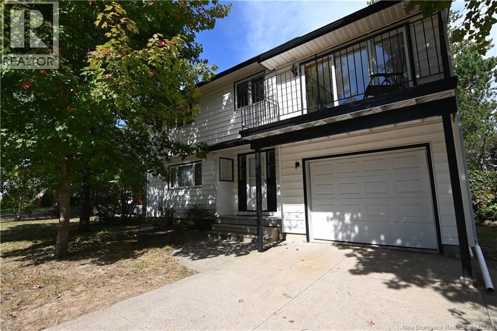 295 Montgomery St, Fredericton, NB E3B 2X2