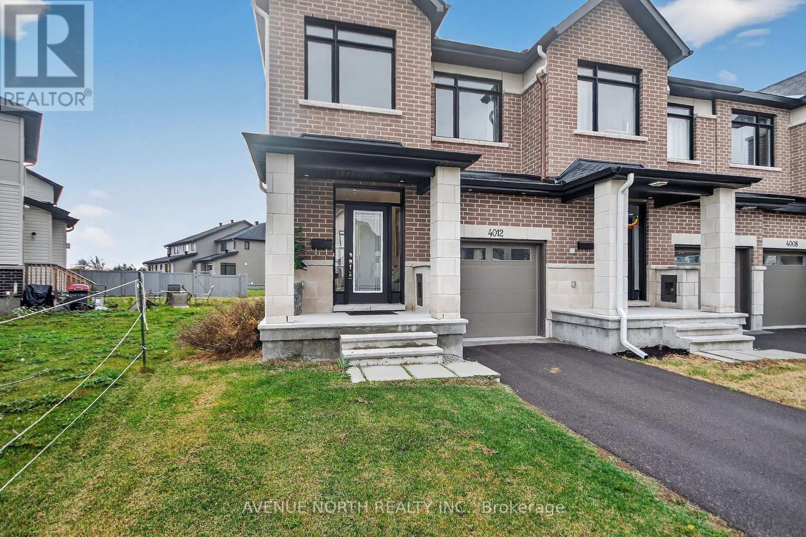 4012 Jockvale Rd, Ottawa, ON K2C 3H2