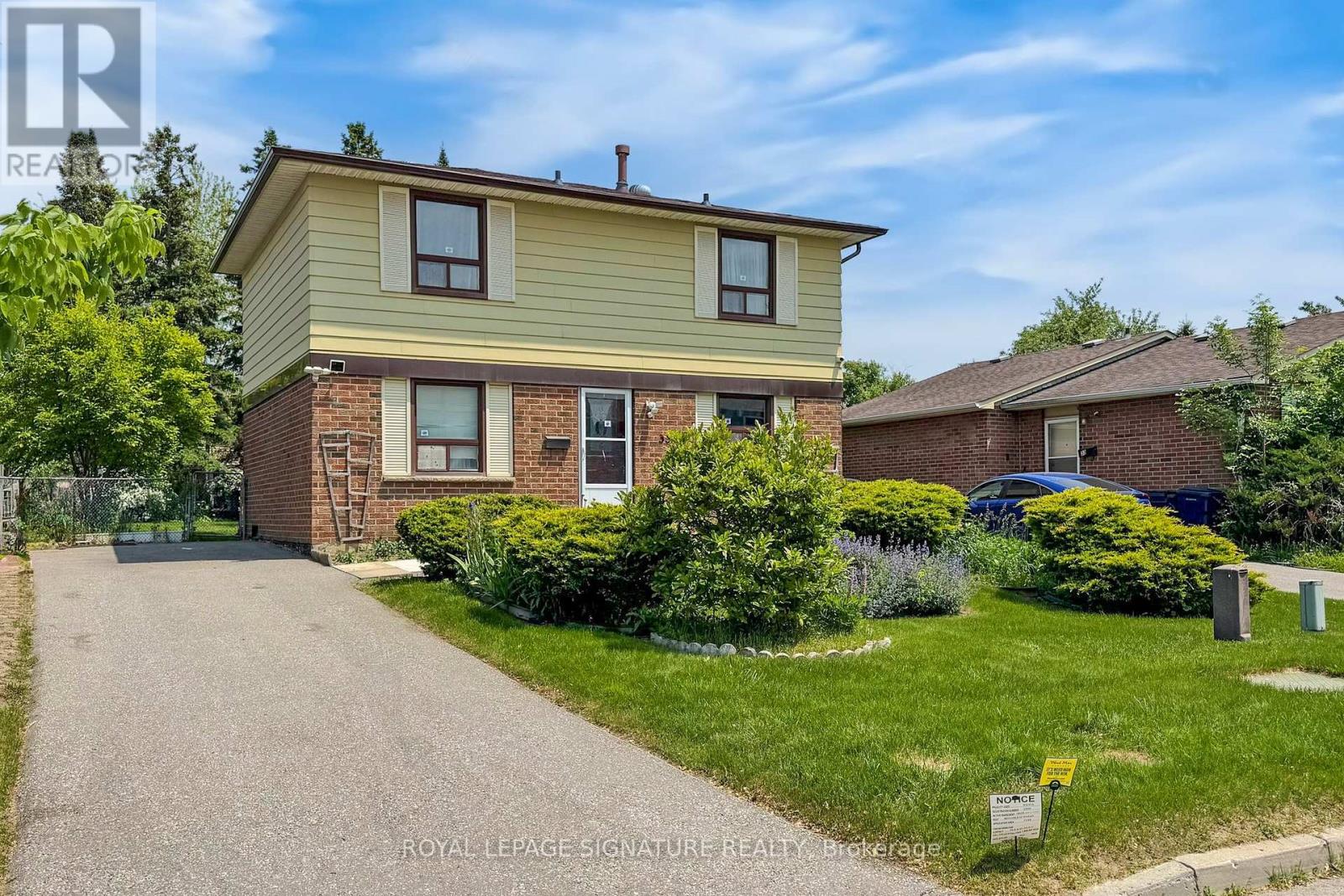 35 Crittenden Sq, Toronto, ON M1B 1V2