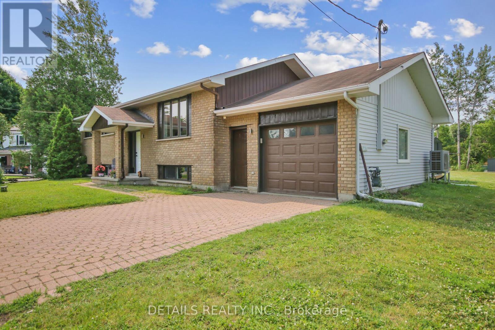 2708 Bekkers Ct, Ottawa, ON K0A 2P0
