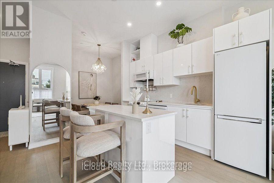 101 3285 Carding Mill Trl, Oakville Go Glenorchy, ON L6M 5P8