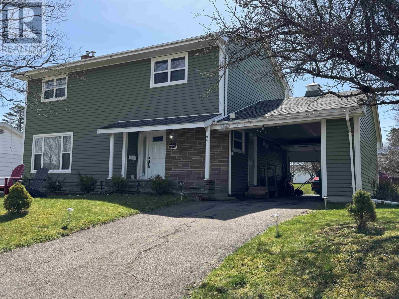 60 Beechwood Dr, Truro, NS B2N 1R6
