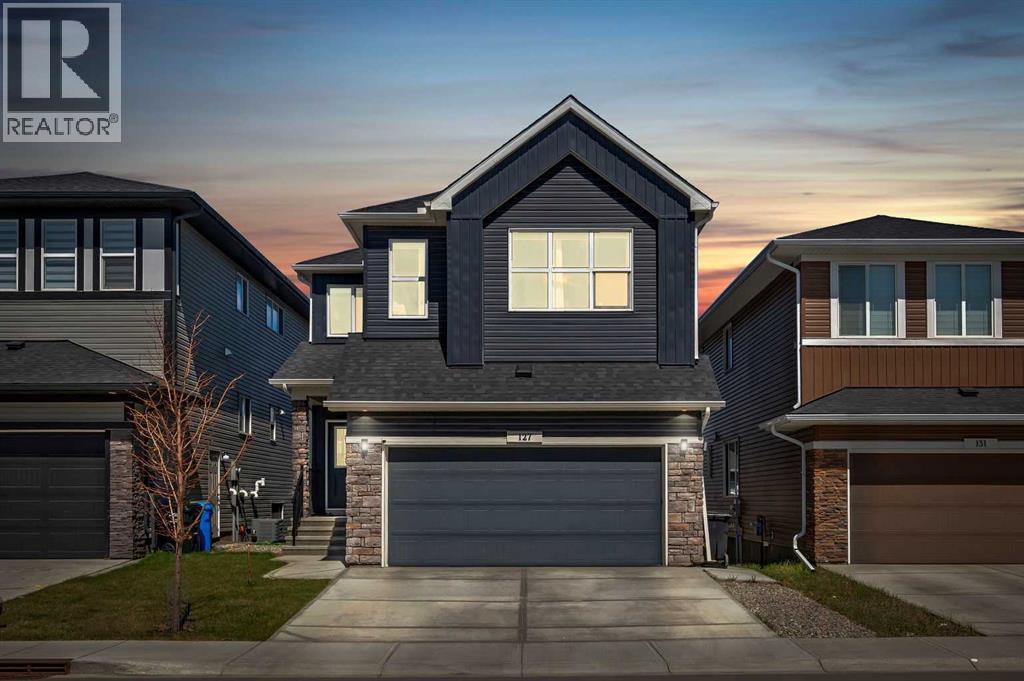 127 Ambleside Cres NW, Calgary, AB T3P 1S5