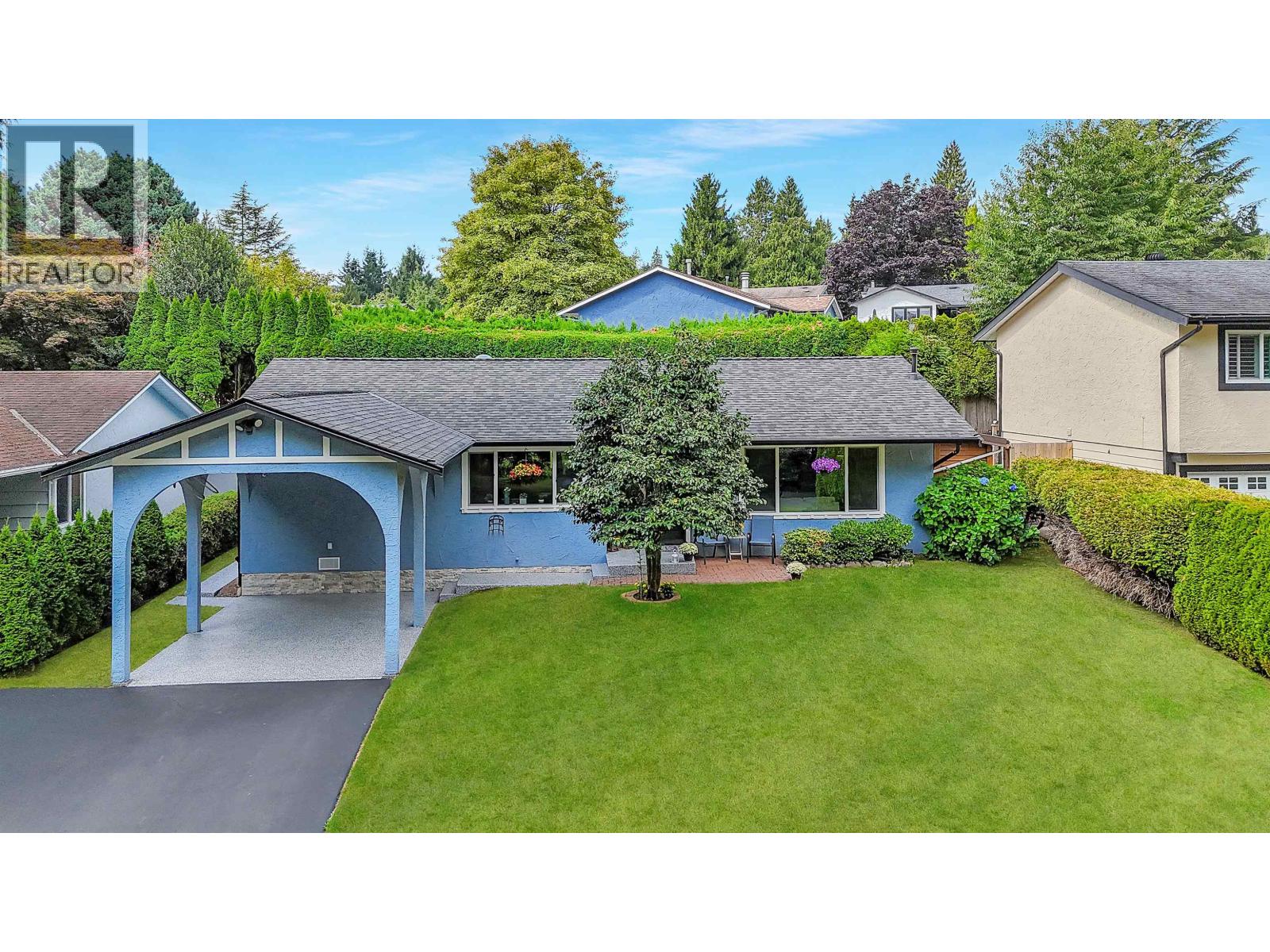1674 Connaught Dr, Port Coquitlam, BC V3C 4G8