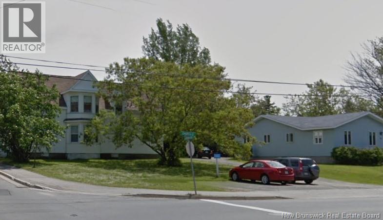 26 Lobban Ave, Miramichi, NB E1N 1T1