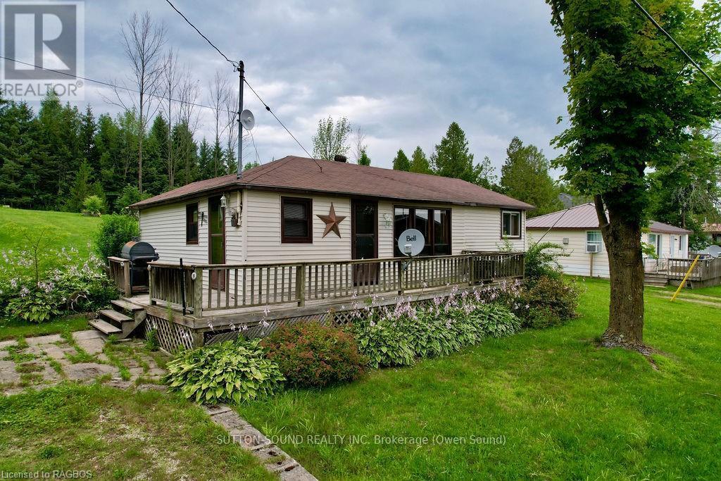 41 Islandview Dr, South Bruce Peninsula, ON N0H 1A0